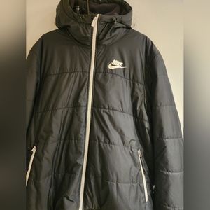 COPY - Nike thermal layer Winter Jacket xl NWOT